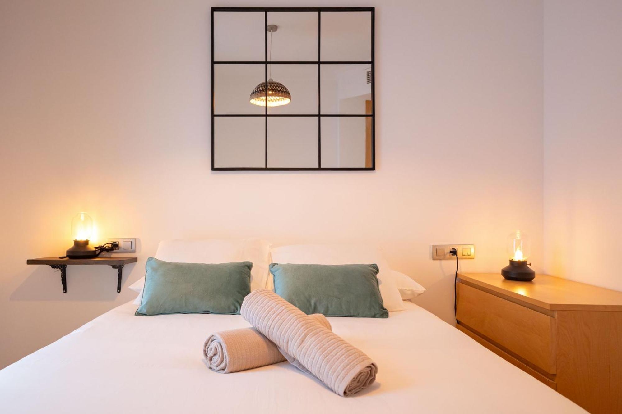 Charming Apartment At San Bernardo Neighborhood By Ocityzen Sevilla Bagian luar foto