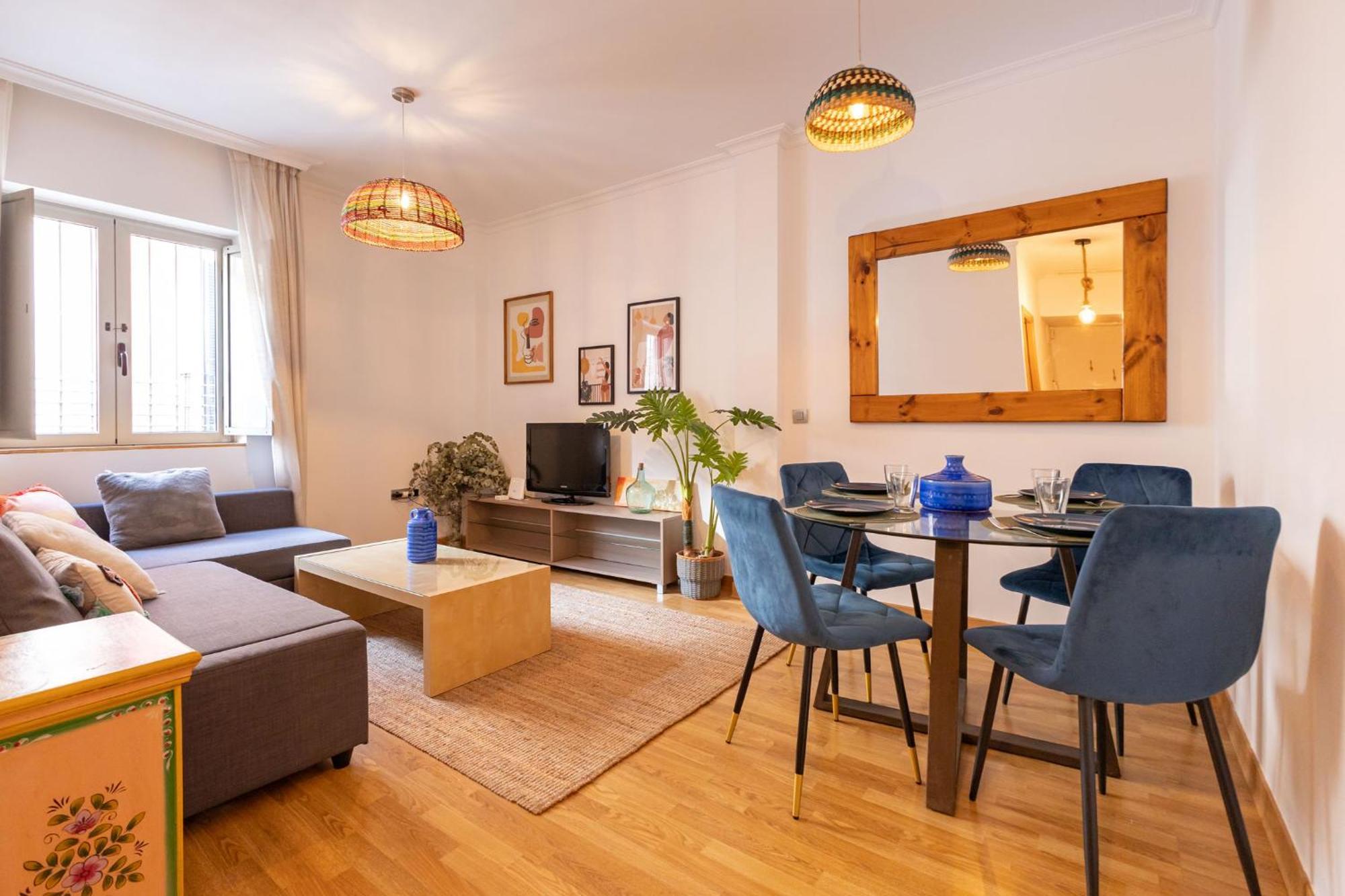 Charming Apartment At San Bernardo Neighborhood By Ocityzen Sevilla Bagian luar foto
