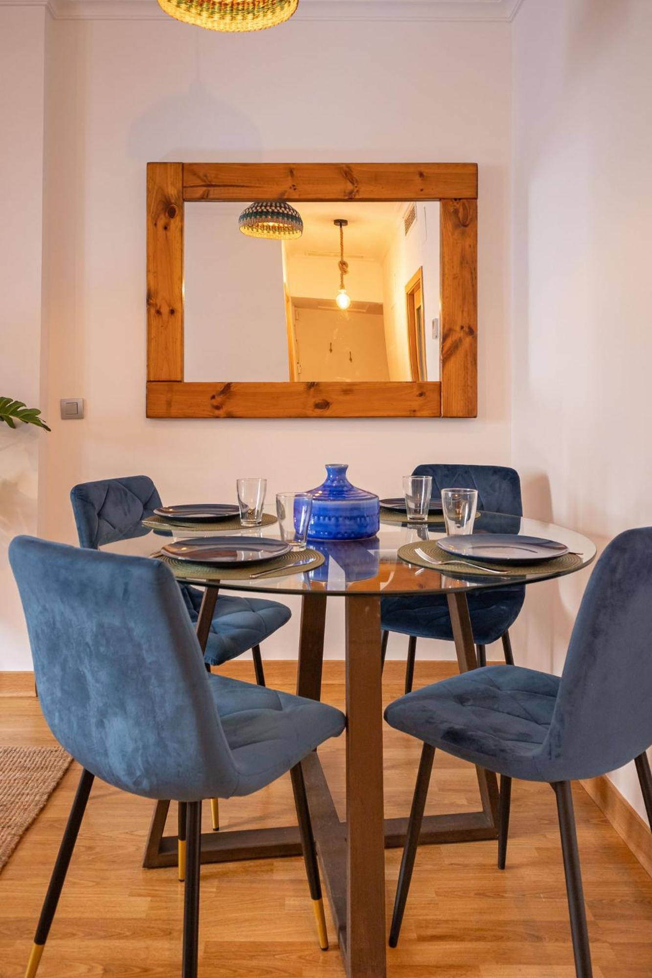 Charming Apartment At San Bernardo Neighborhood By Ocityzen Sevilla Bagian luar foto
