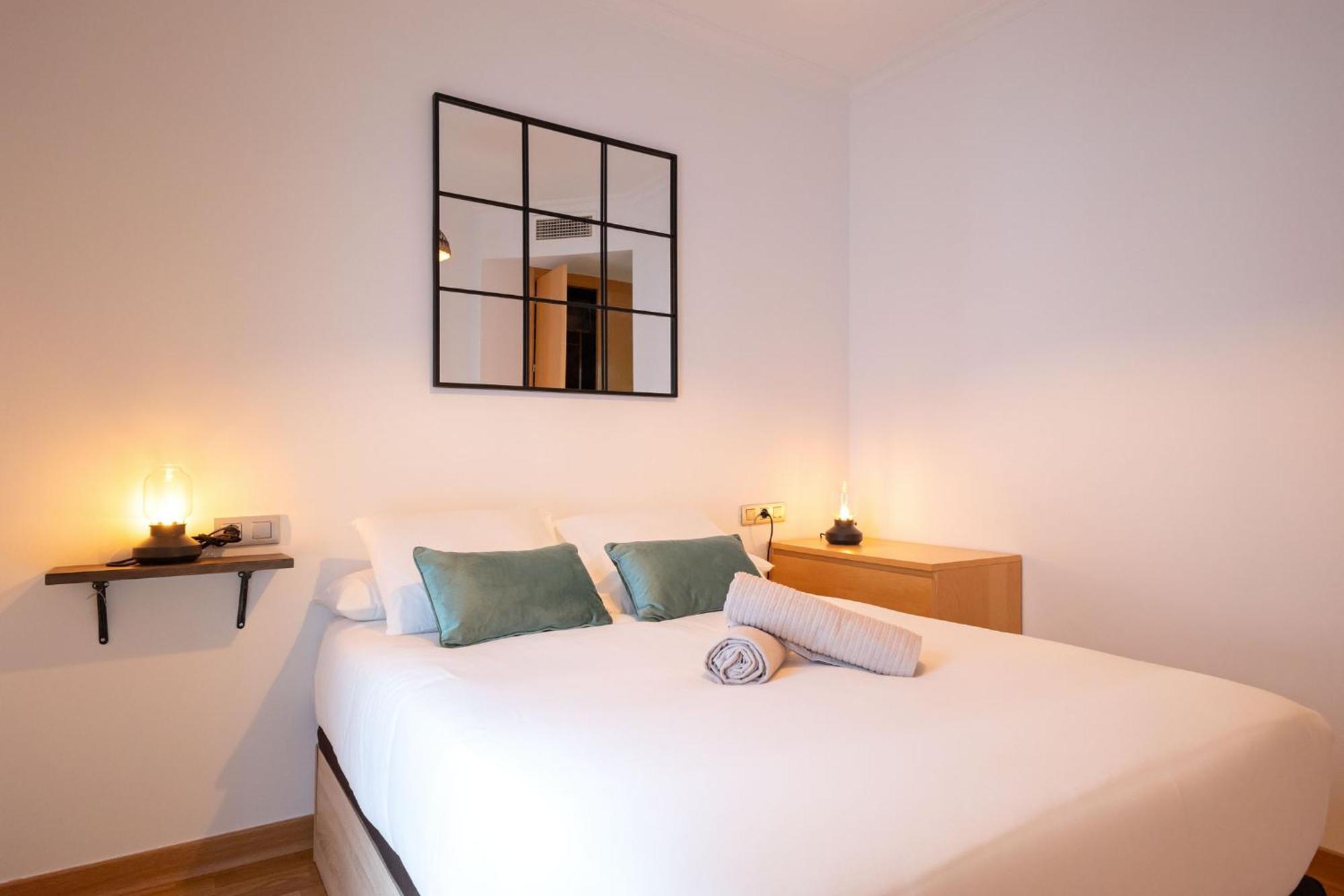 Charming Apartment At San Bernardo Neighborhood By Ocityzen Sevilla Bagian luar foto